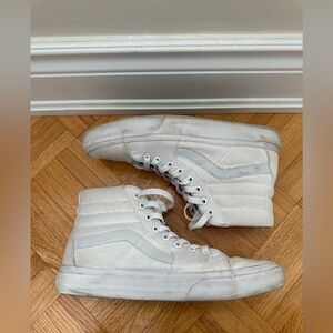 VANS Sk8-Hi True White Classic Shoe